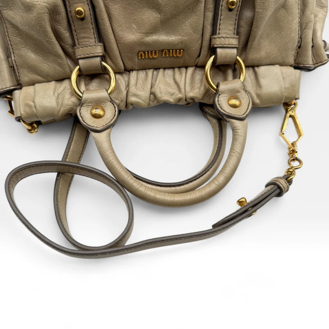 Miu Miu Handtasche Vitello Lux klein