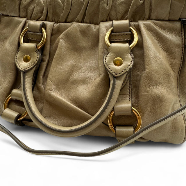 Miu Miu Handtasche Vitello Lux klein