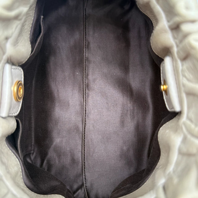 Miu Miu Handtasche Vitello Lux klein