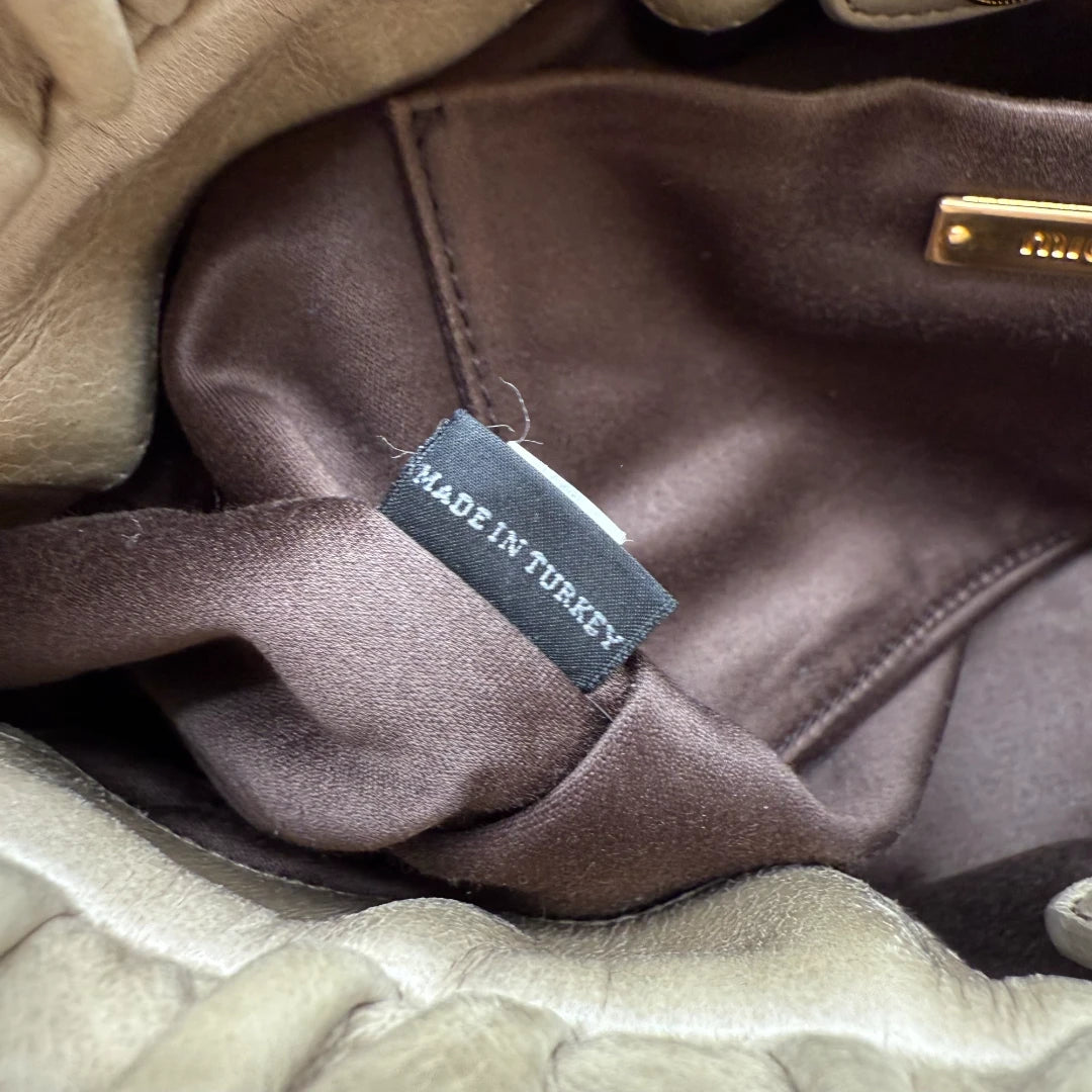 Miu Miu Handtasche Vitello Lux klein