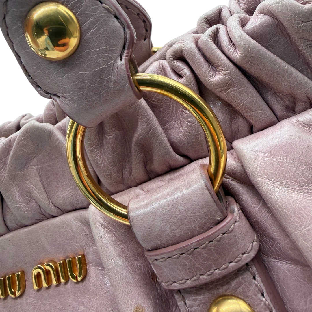 Miu Miu Handtasche Vitello Lux