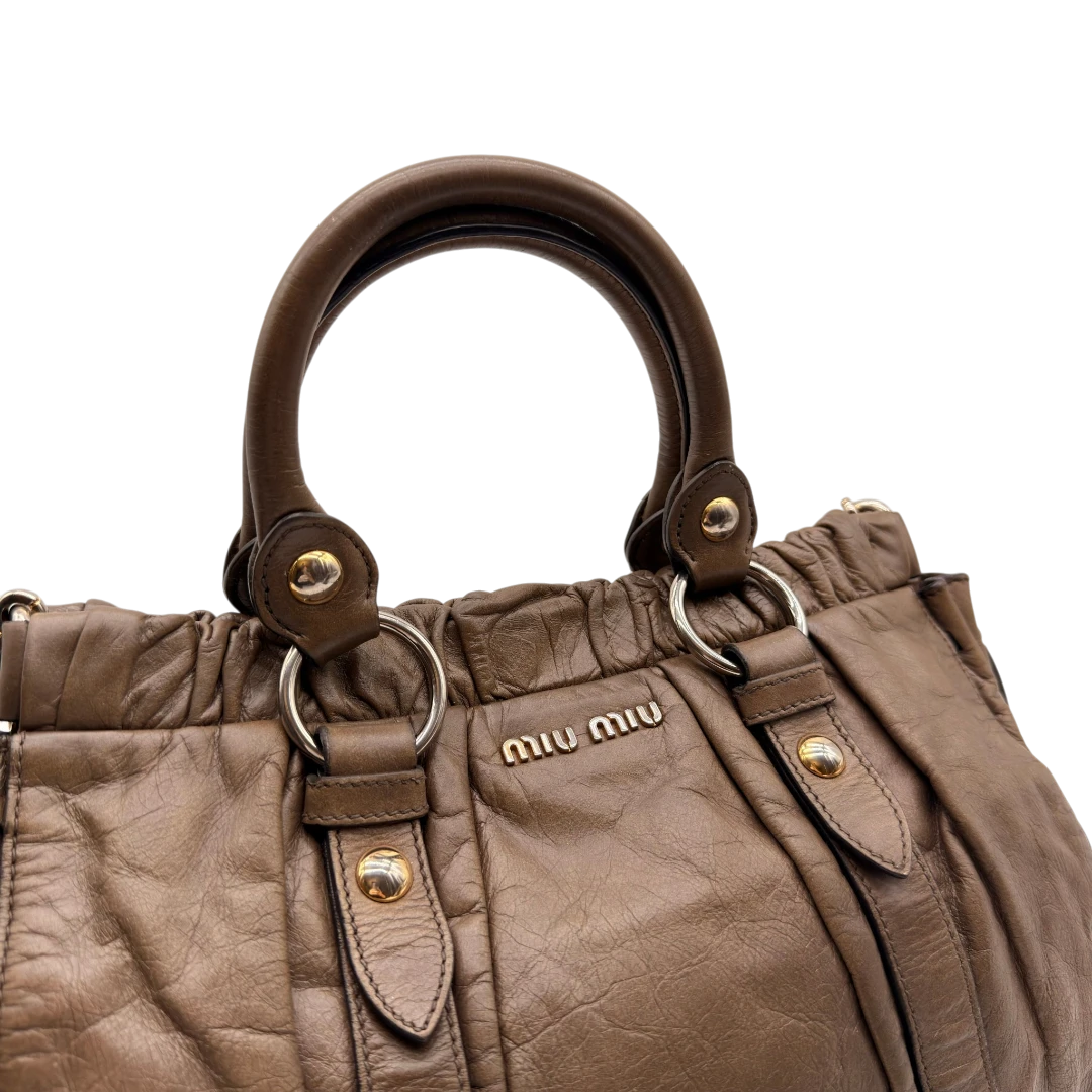 Miu Miu Handtasche Vitello Lux