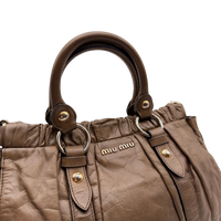 Miu Miu Handtasche Vitello Lux