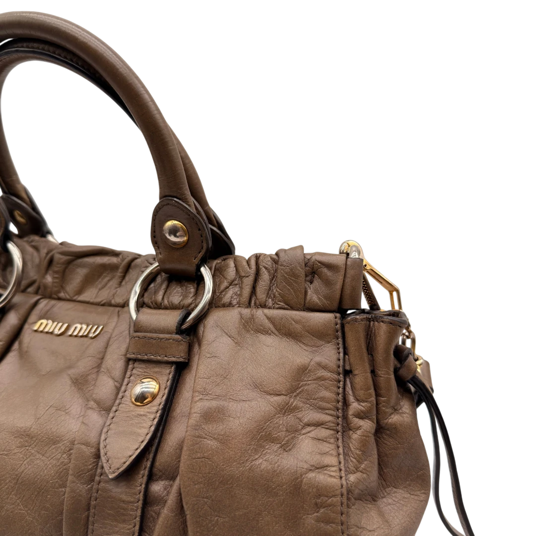 Miu Miu Handtasche Vitello Lux