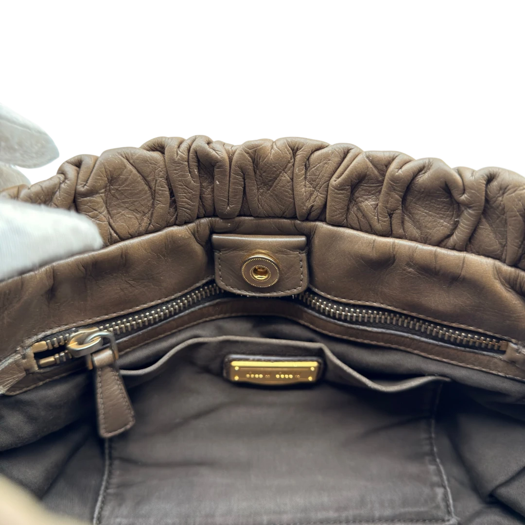 Miu Miu Handtasche Vitello Lux