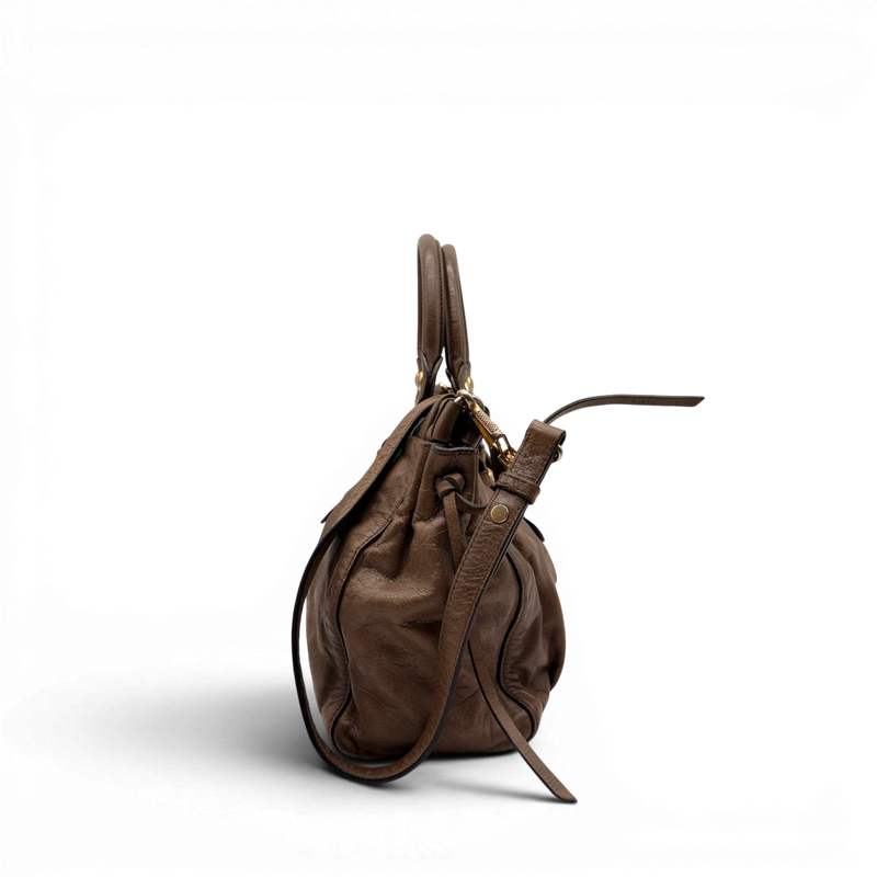 Miu Miu Handtasche Vitello Lux