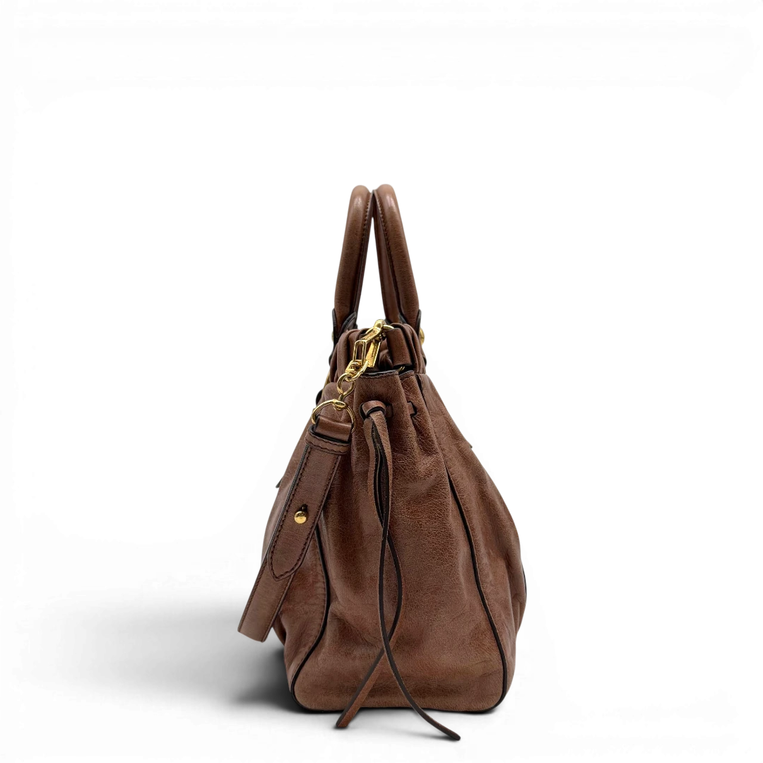 Miu Miu Handtasche Vitello Lux