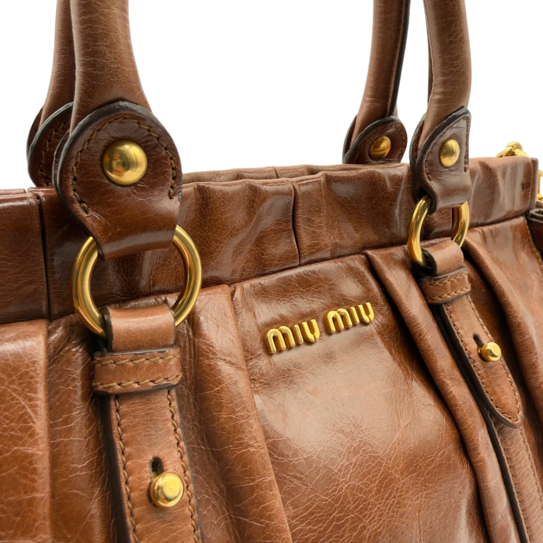 Miu Miu Handtasche Vitello Lux