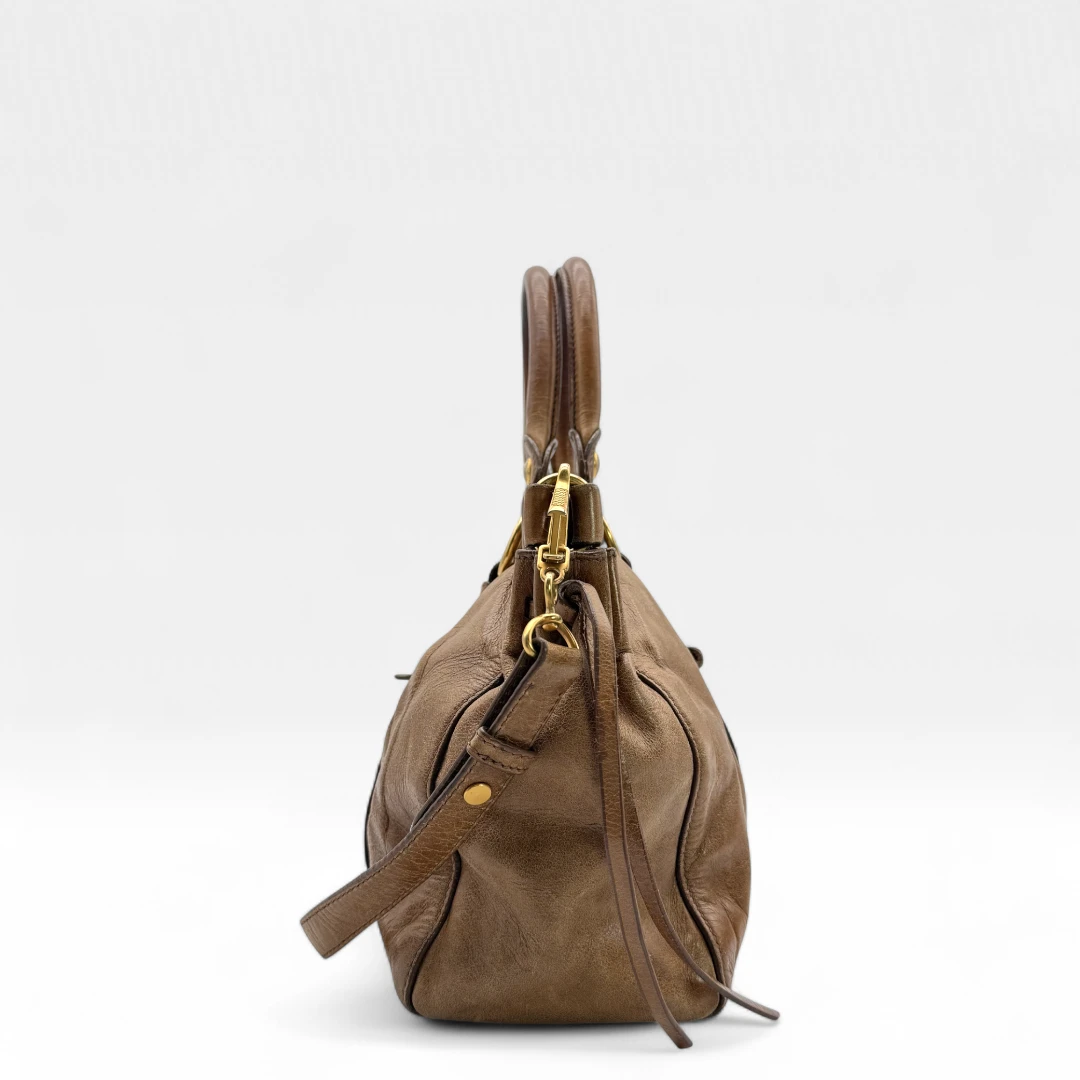 Miu Miu Handtasche Vitello Lux