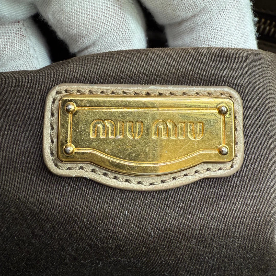 Miu Miu handbag Vitello Lux with shoulder strap in grey leather
