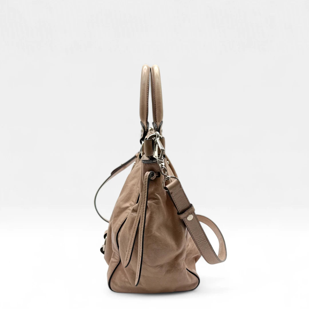 Miu Miu Handtasche Vitello Lux