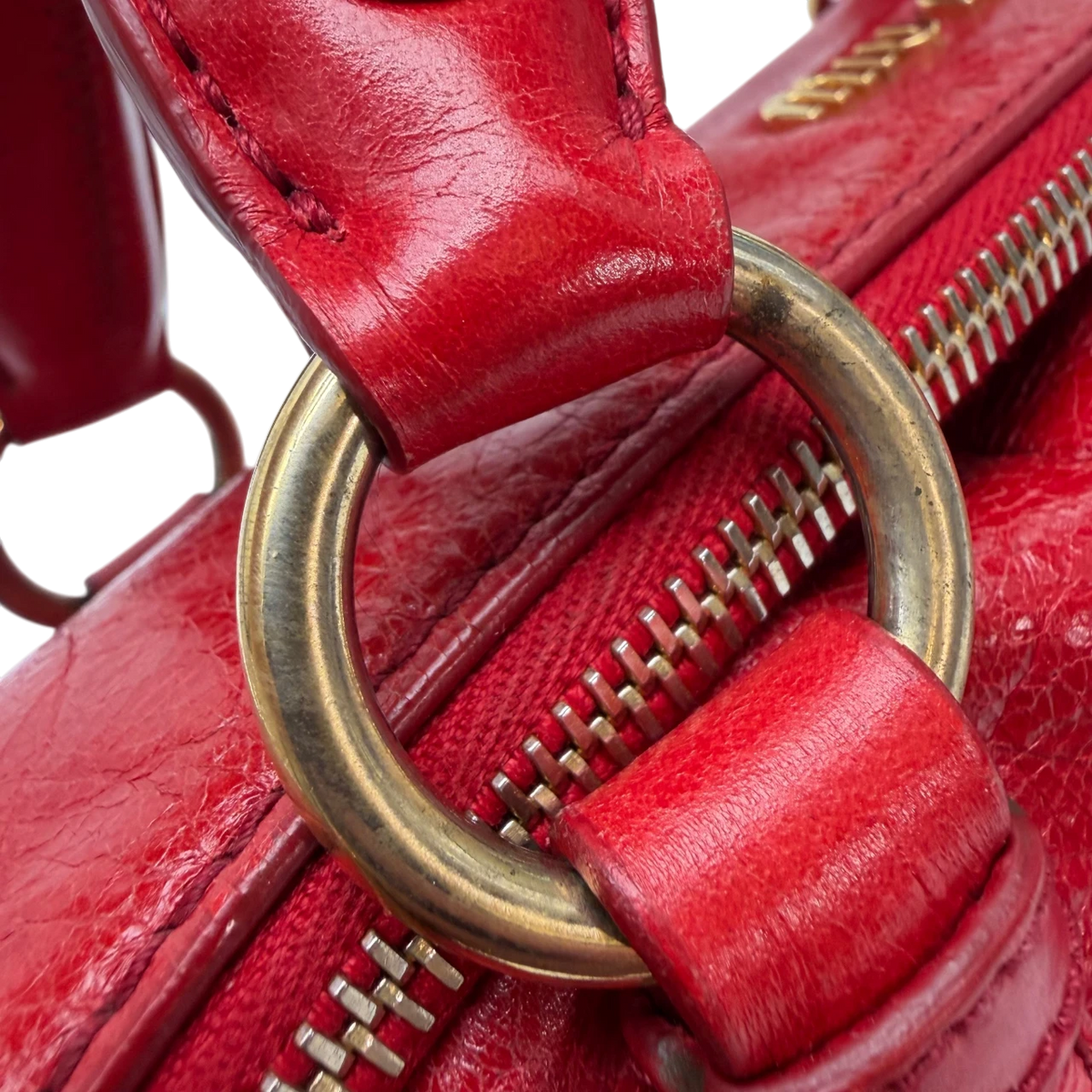 Miu Miu Handtasche Vitello Satchel aus Leder rot