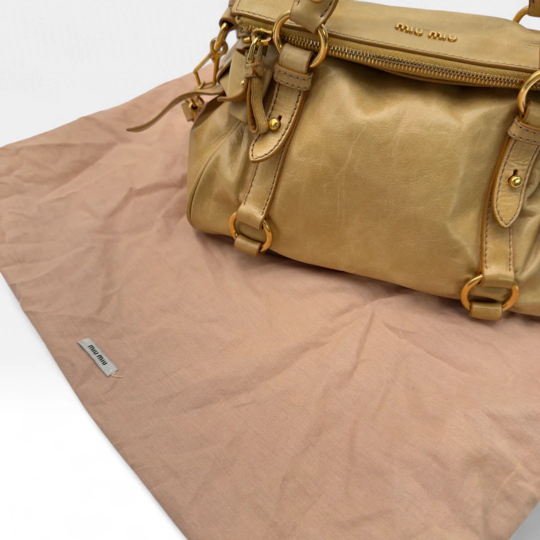 Miu Miu Handtasche Vitello Satchel klein