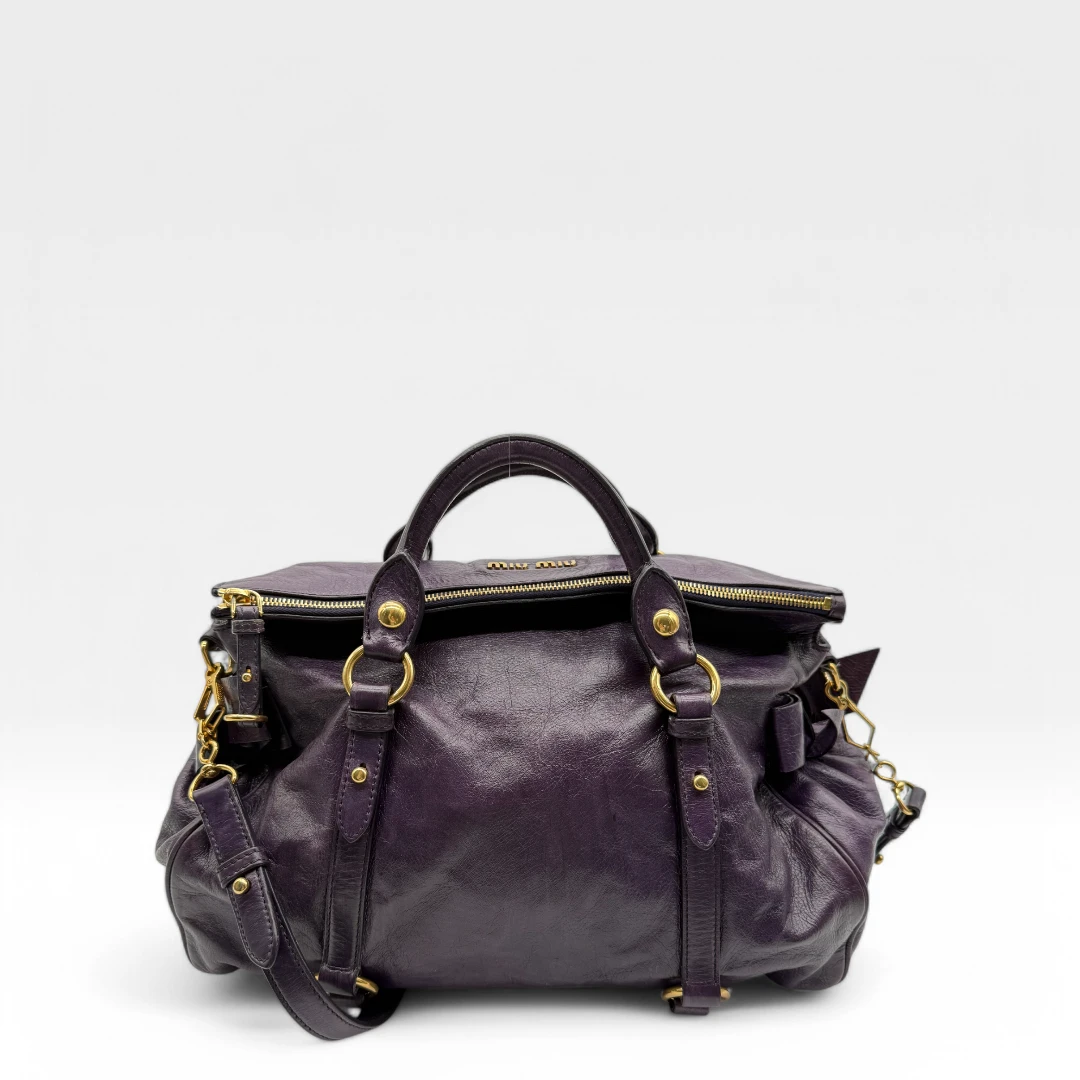 Miu Miu Handtasche Vitello Satchel lila