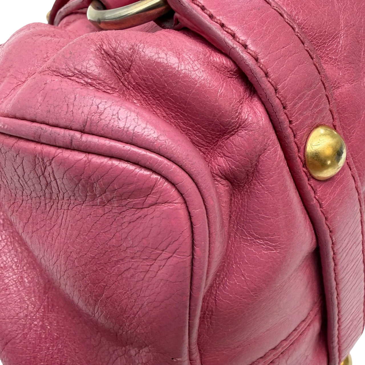 Miu Miu Handtasche Vitello Satchel small mit Umhängegurt aus Leder pink
