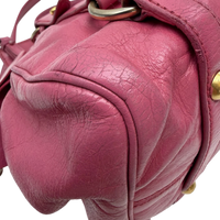 Miu Miu Handtasche Vitello Satchel small mit Umhängegurt aus Leder pink