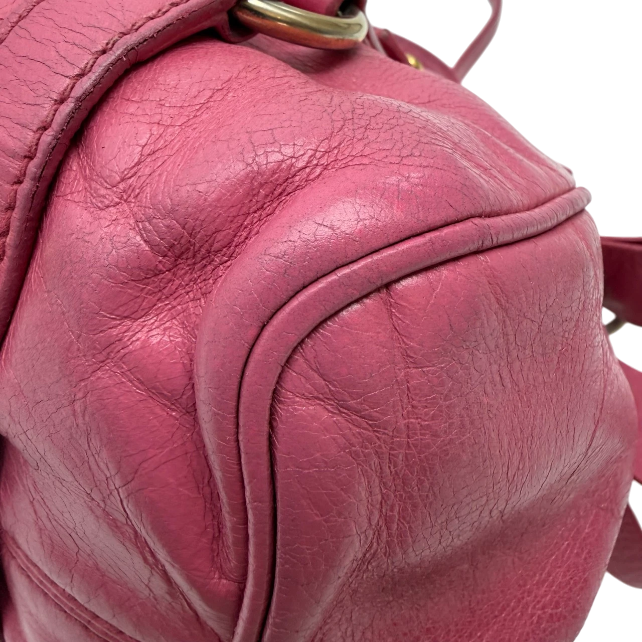 Miu Miu Handtasche Vitello Satchel small mit Umhängegurt aus Leder pink