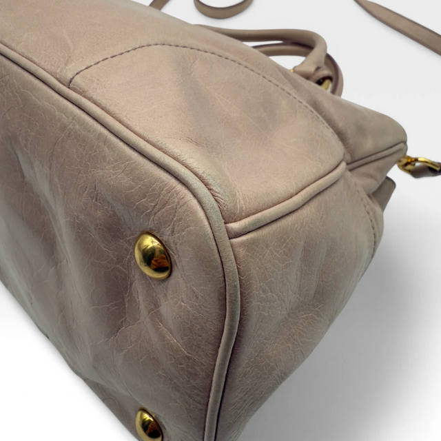 Miu Miu Handtasche Vitello Shine rosa