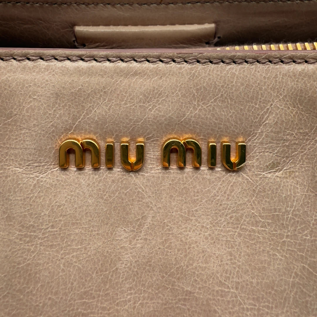 Miu Miu Handtasche Vitello Shine rosa