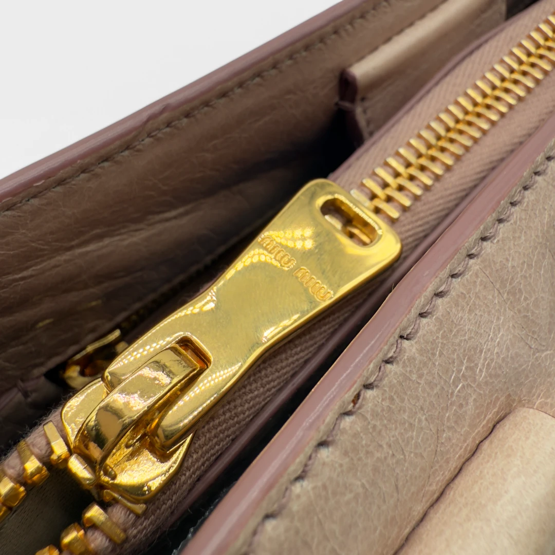 Miu Miu Handtasche Vitello Shine rosa