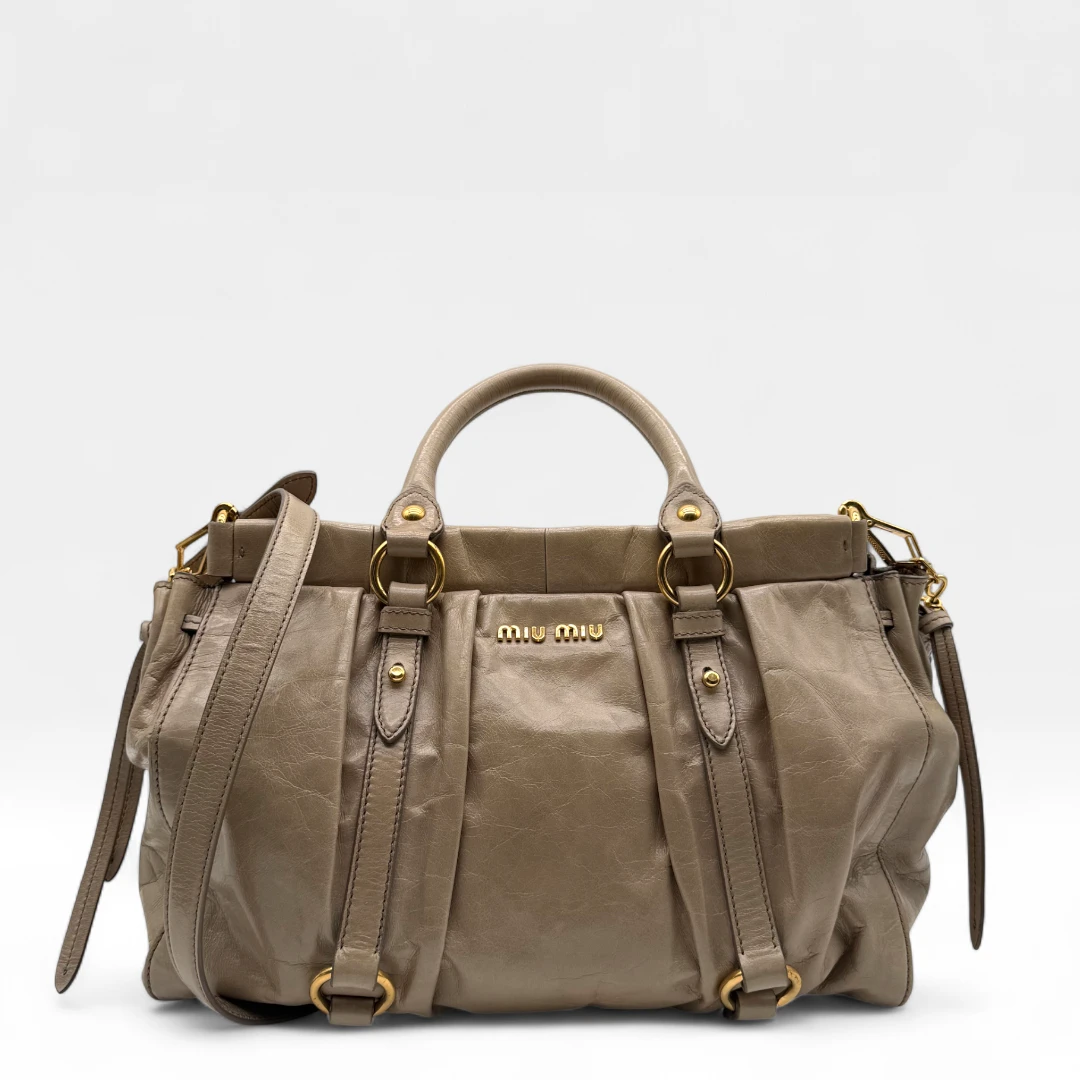 Miu Miu Handtasche Vitello Lux