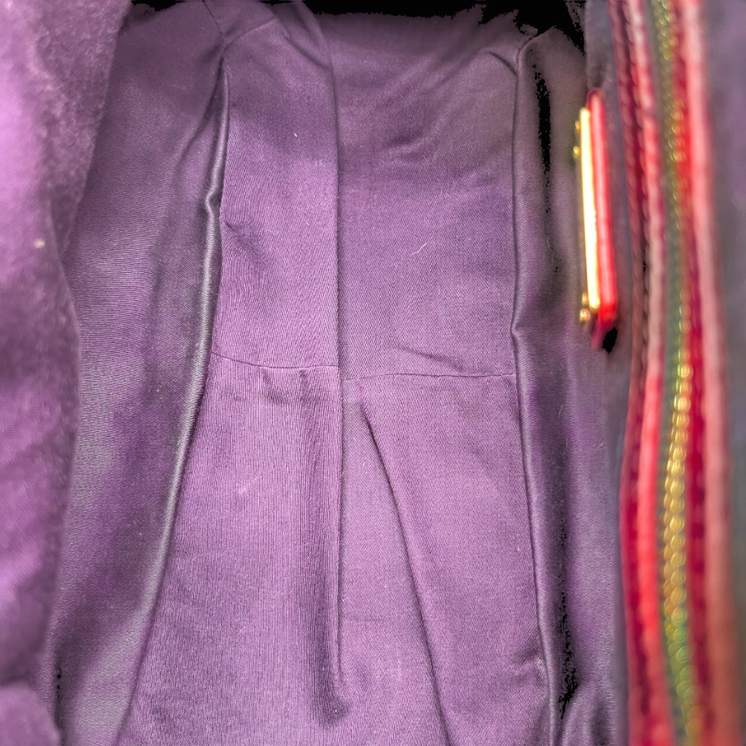 Miu Miu Handtasche aus Leder Matelasse dunkelrot