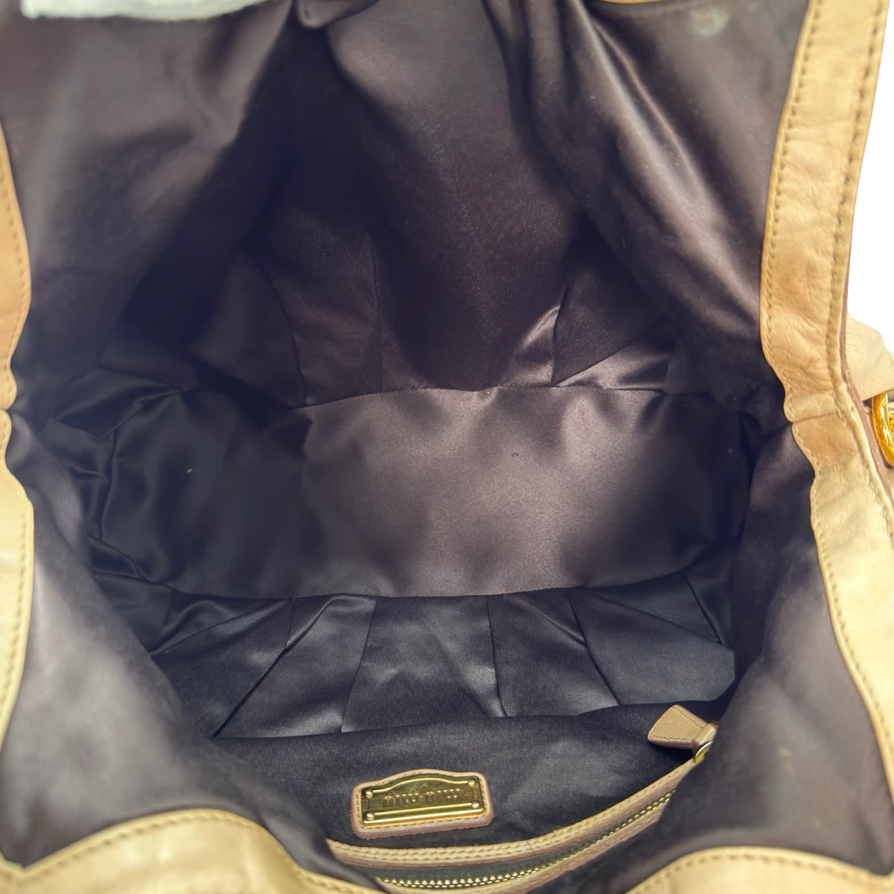 Miu Miu Schultertasche Croissant large