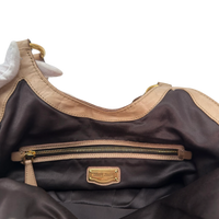 Miu Miu Schultertasche Croissant large