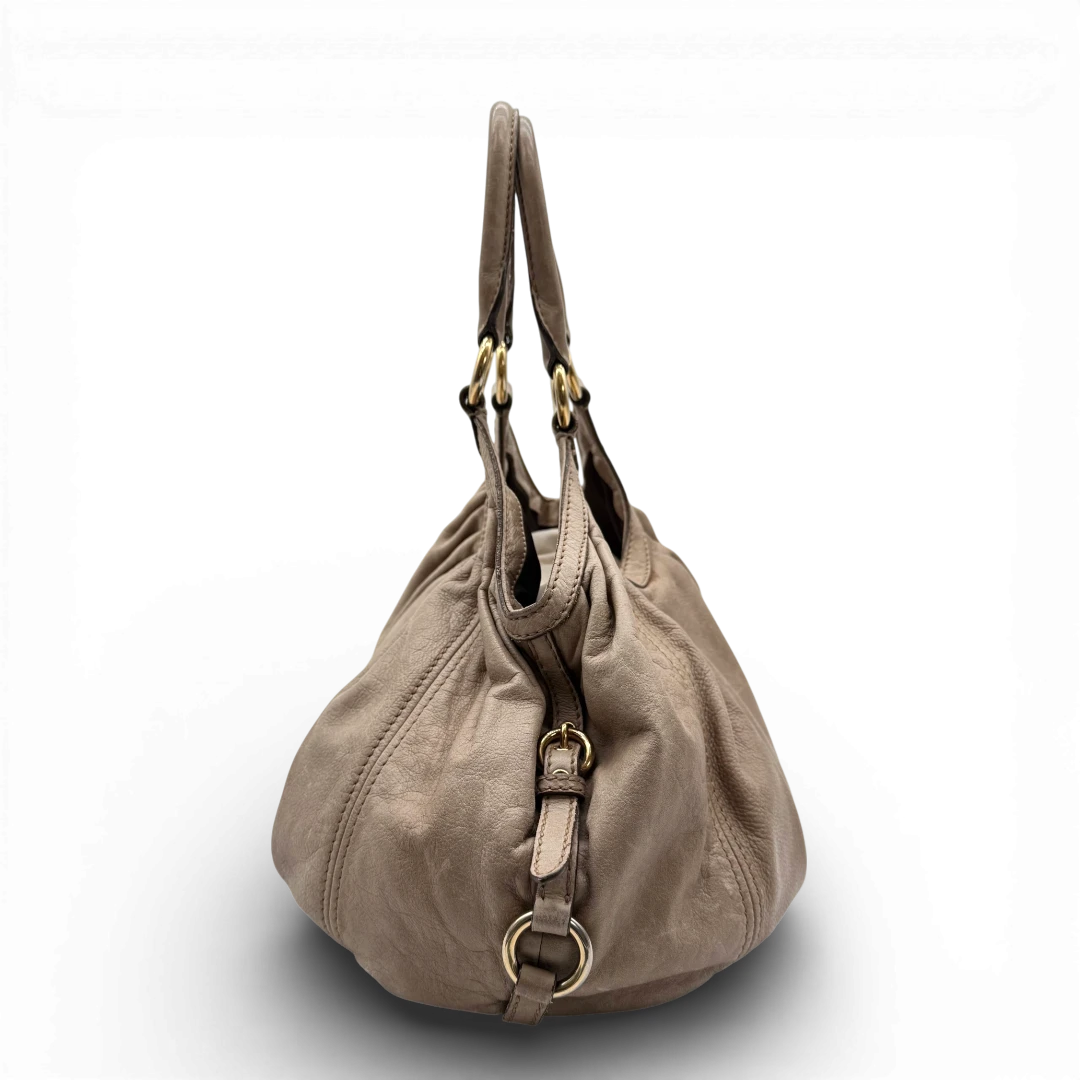 Miu Miu Schultertasche Croissant large