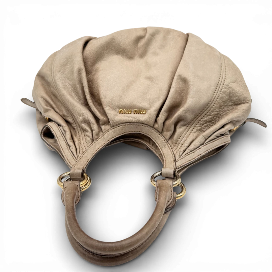 Miu Miu Schultertasche Croissant large