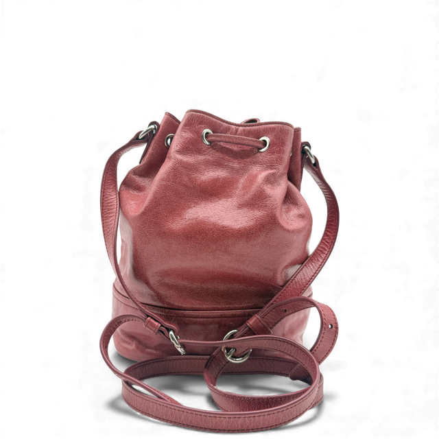 Bucket shoulder bag