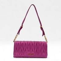 Miu Miu Umhängetasche Matelassé Wallet