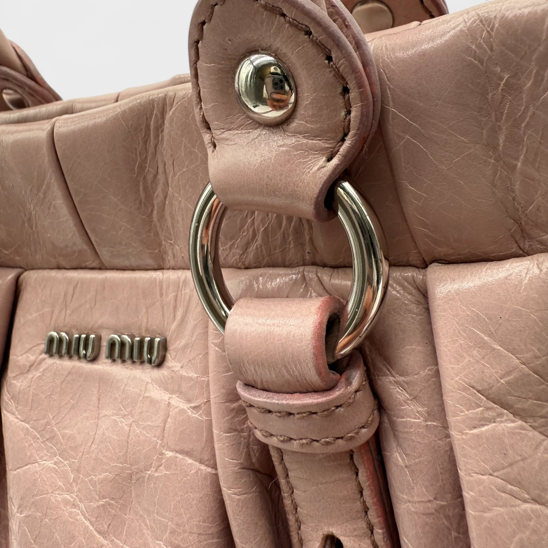 Miu Miu Handtasche Vitello Lux klein rosa