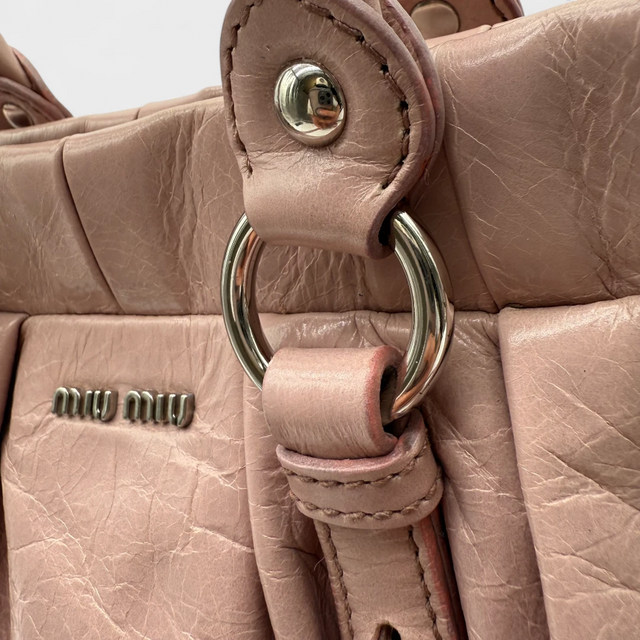 Miu Miu Handtasche Vitello Lux klein rosa