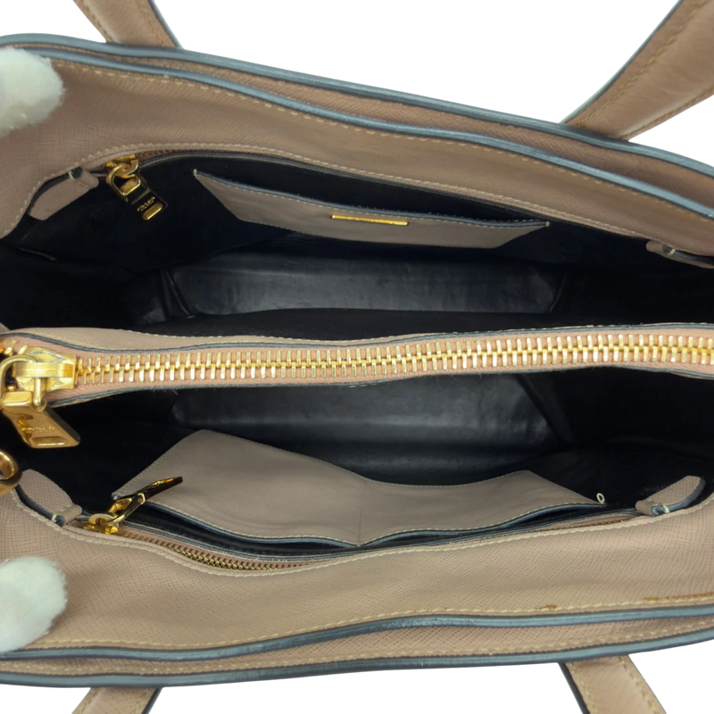 Prada Handtasche Triple Pocket