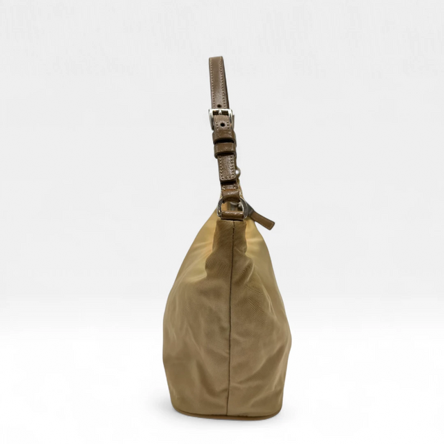 Prada Handtasche Halbmond
