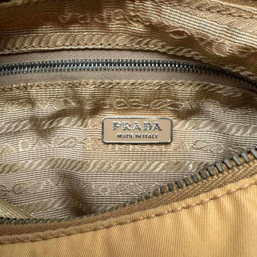Prada Handtasche Halbmond