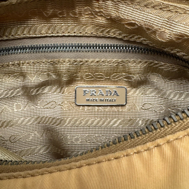 Prada Handtasche Halbmond