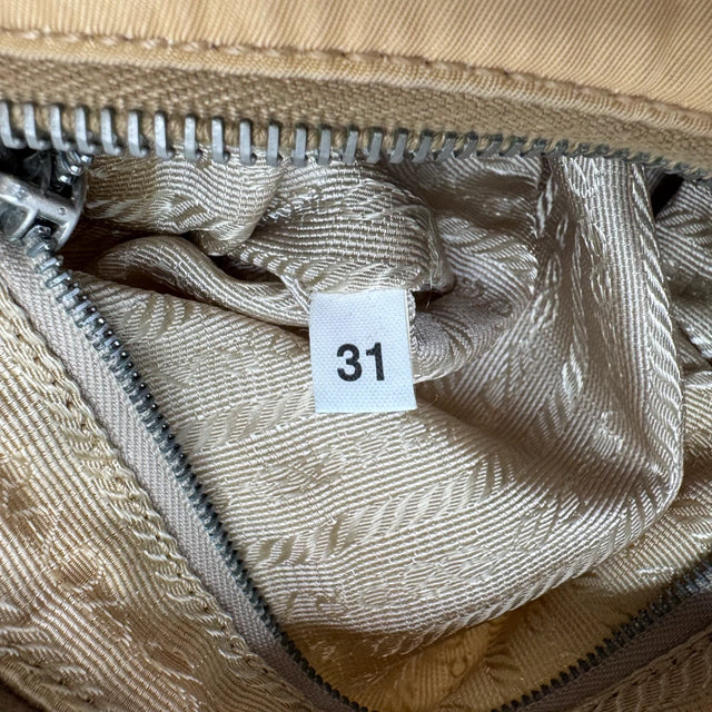 Prada Handtasche Halbmond