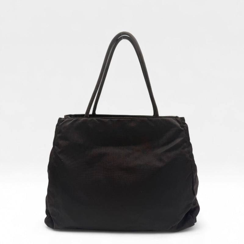 Acheteuse de sacs à main