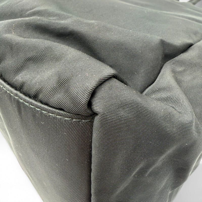 Acheteuse de sacs à main