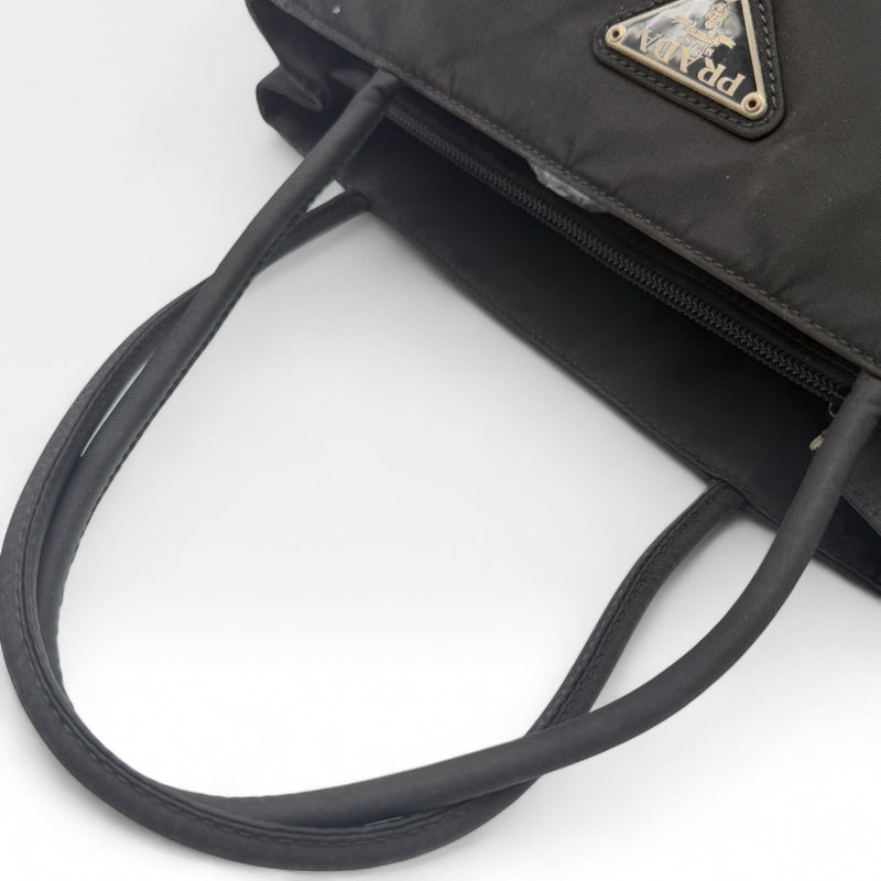 Acheteuse de sacs à main