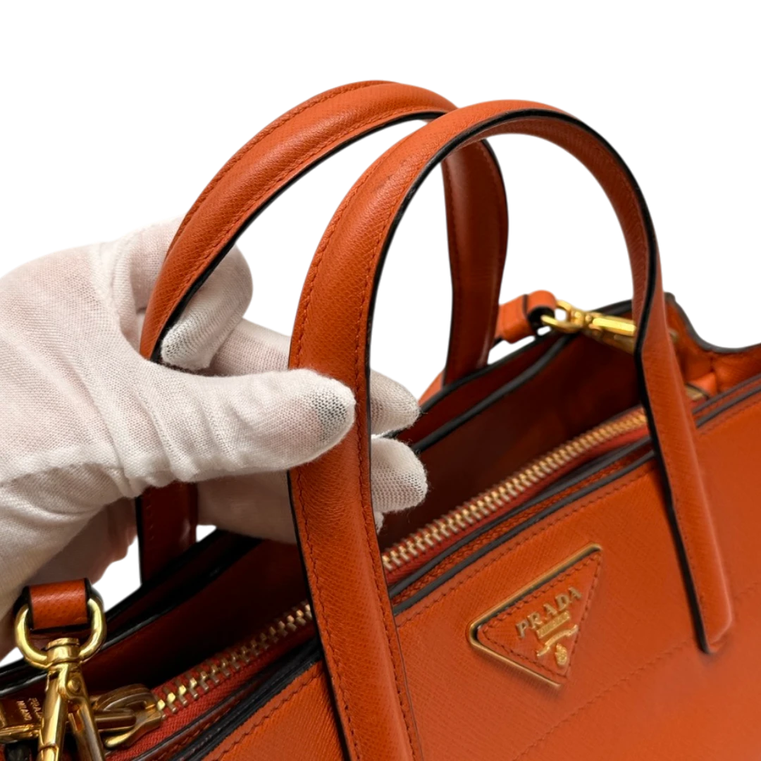 Prada Handtasche Triple Pocket