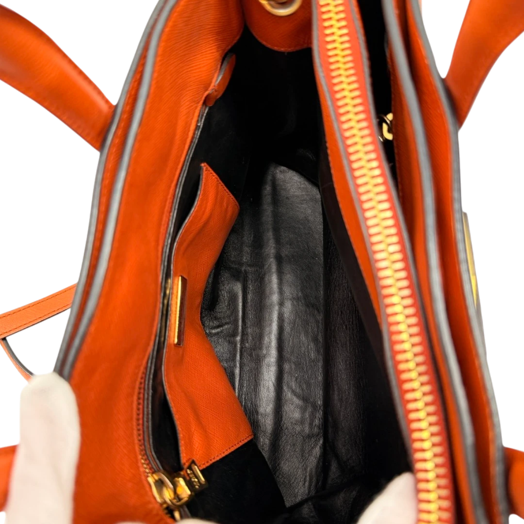Prada Handtasche Triple Pocket