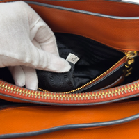 Prada Handtasche Triple Pocket