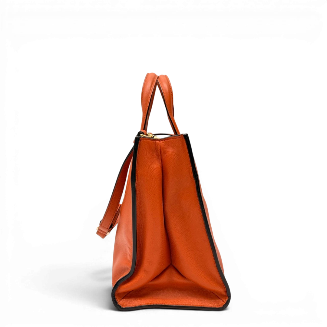 Prada Handtasche Triple Pocket