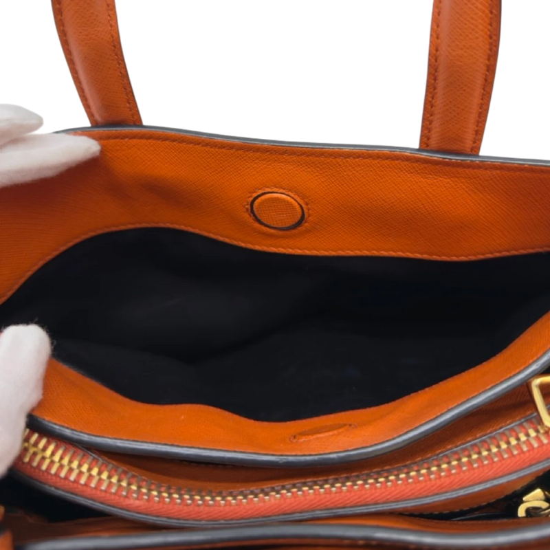 Prada Handtasche Triple Pocket