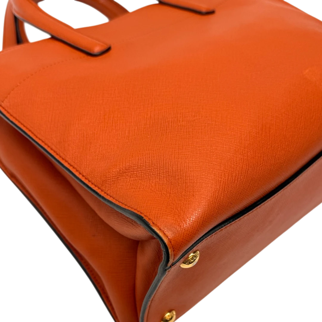 Prada Handtasche Triple Pocket