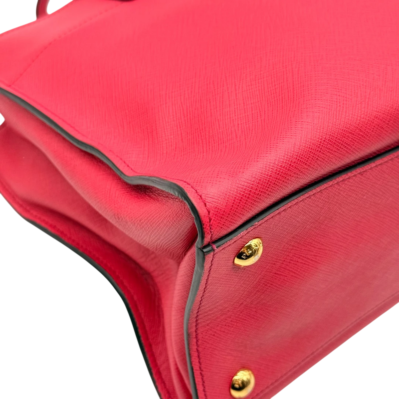 Prada Handtasche Triple Pocket