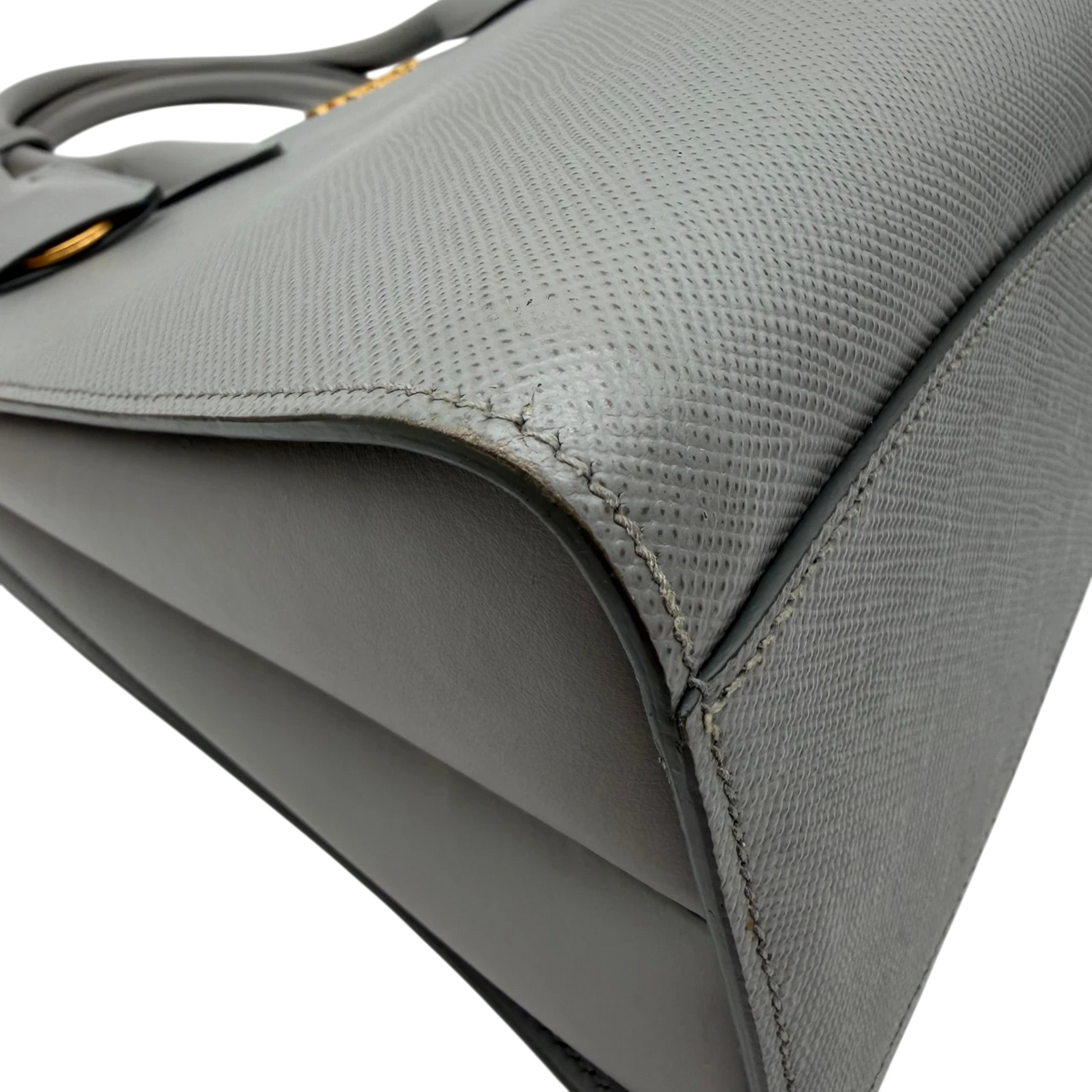 Prada Handtasche Vitello Daino aus Leder grau